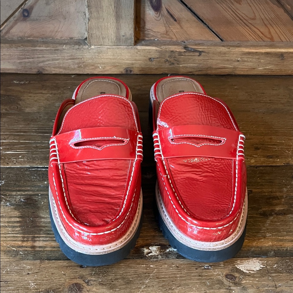 Donald Pliner Women’s Red  Hillie Patent Leather Slip-on Loafers